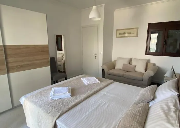 Sunshine Very Close To The Líndos