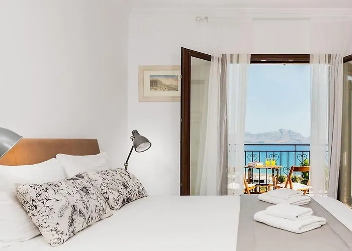 Villa Sunshine Very Close To The *