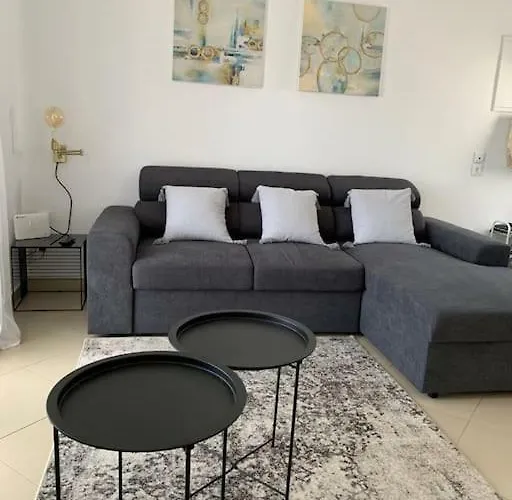 Sunshine Very Close To The Villa